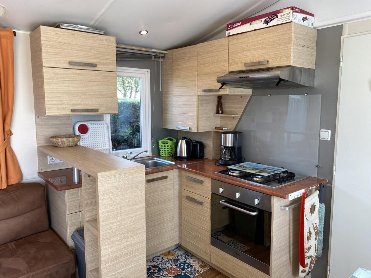 Mobil-Home A Fouras : Proche Plage, 2 Chambres, Tv, Plancha, Parking, Ideal Famille - Fr-1-709-58 Exteriér fotografie